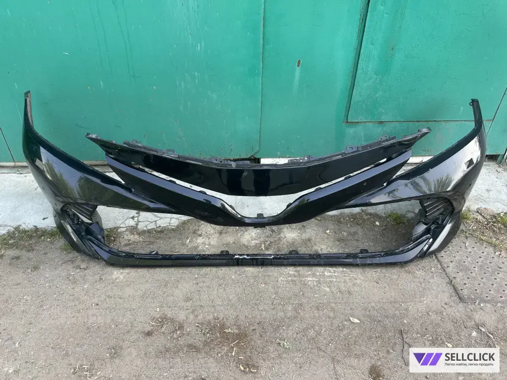 Бампер Передний тойота камри2017-2021