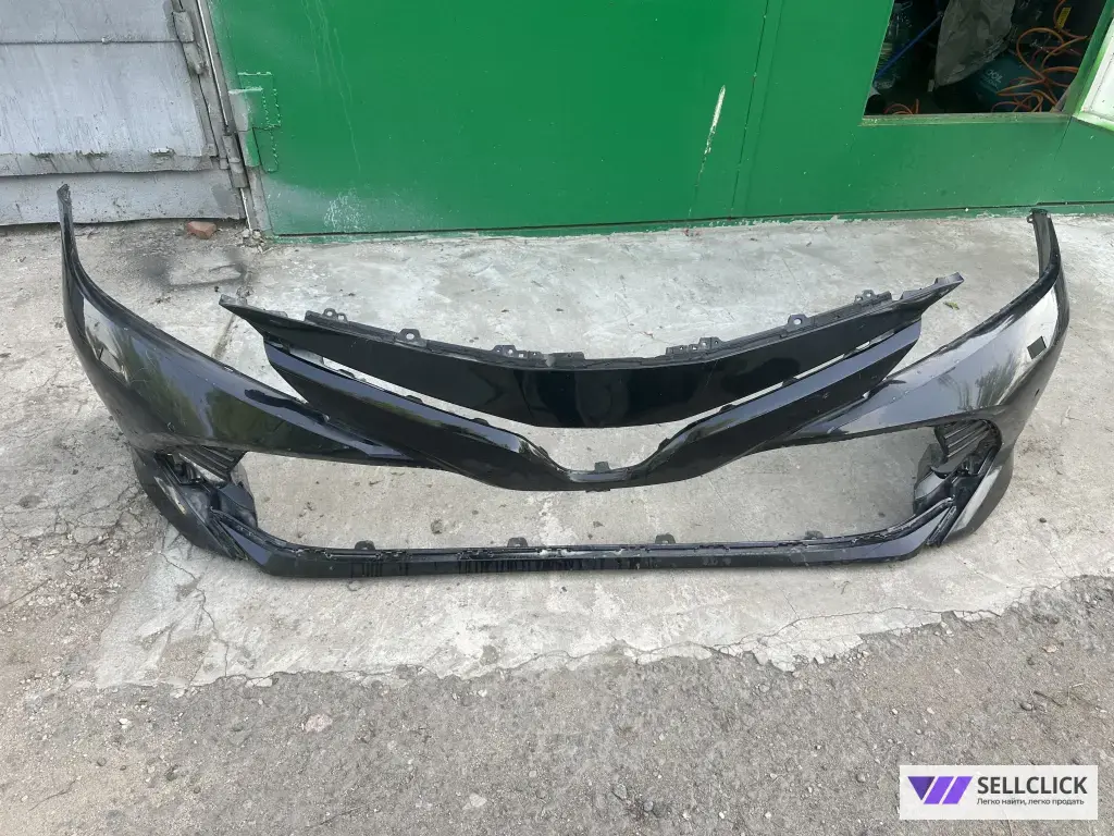 Бампер Передний тойота камри2017-2021