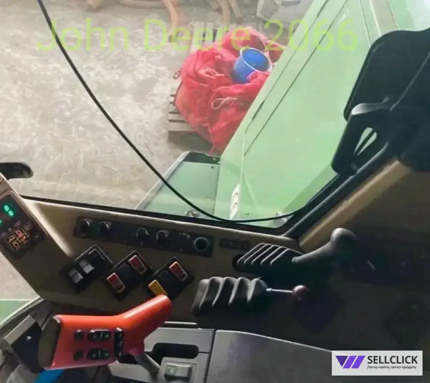 Комбайн John Deere 2066