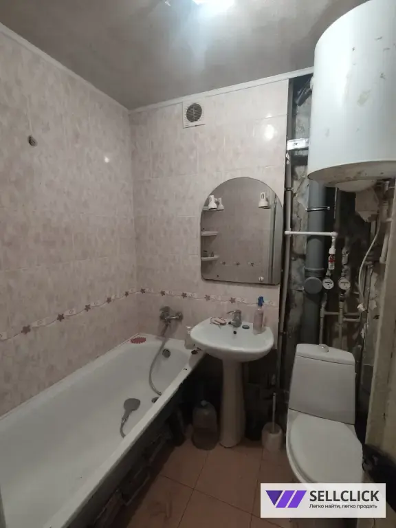 Квартира 1 комната, 32 м², 3/5 эт., Агент