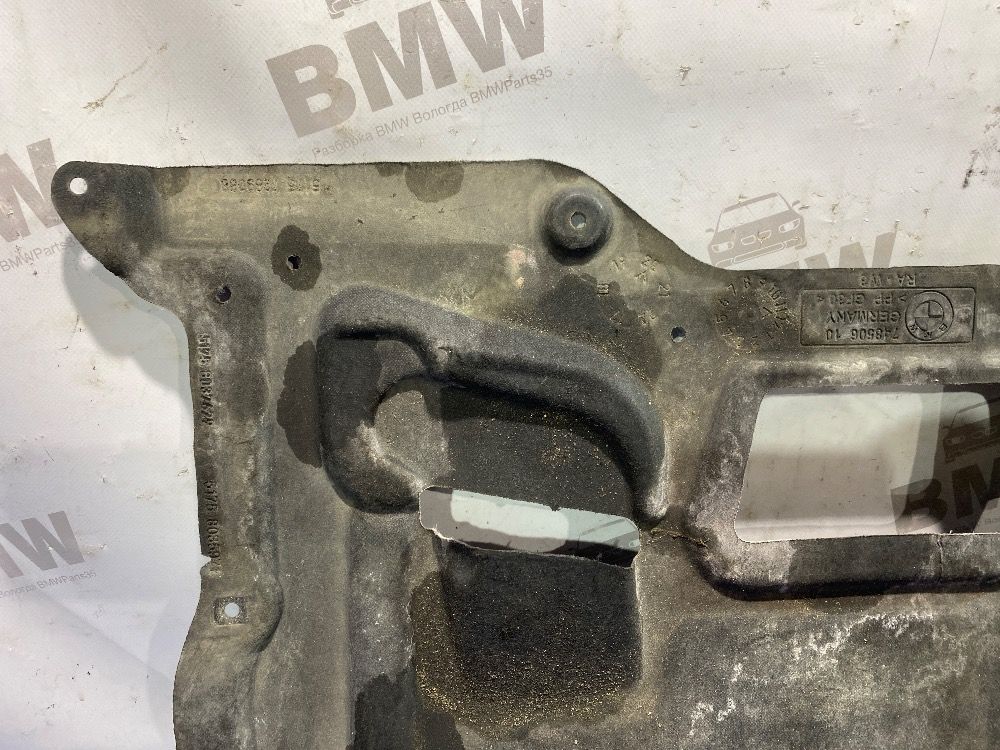 Пыльник мотора BMW F10, F01, F07 дефект