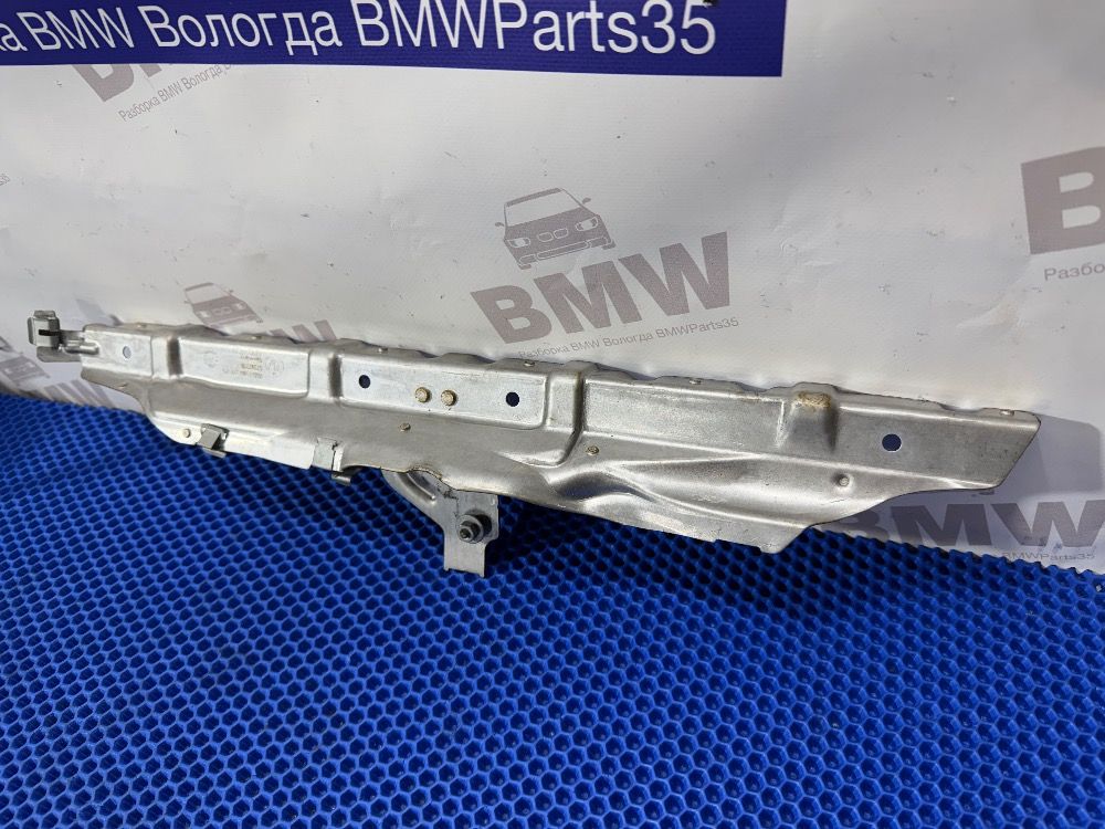 Кронштейн преобразователя давления  BMW F10, E70