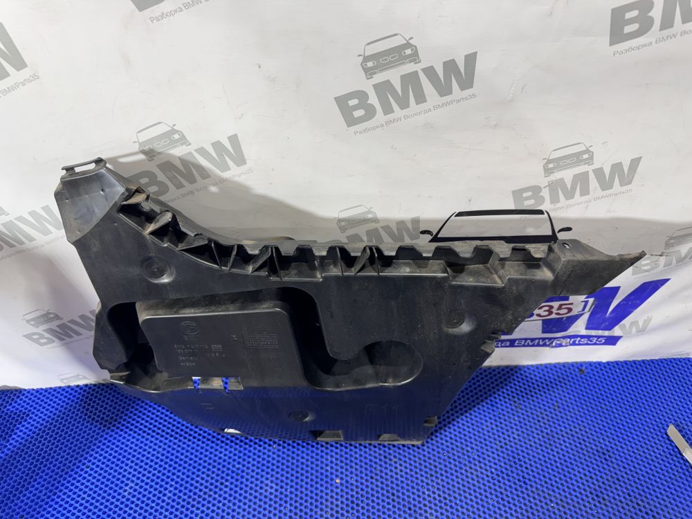 Кронштейн заднего бампера правый BMW F11 Универсал