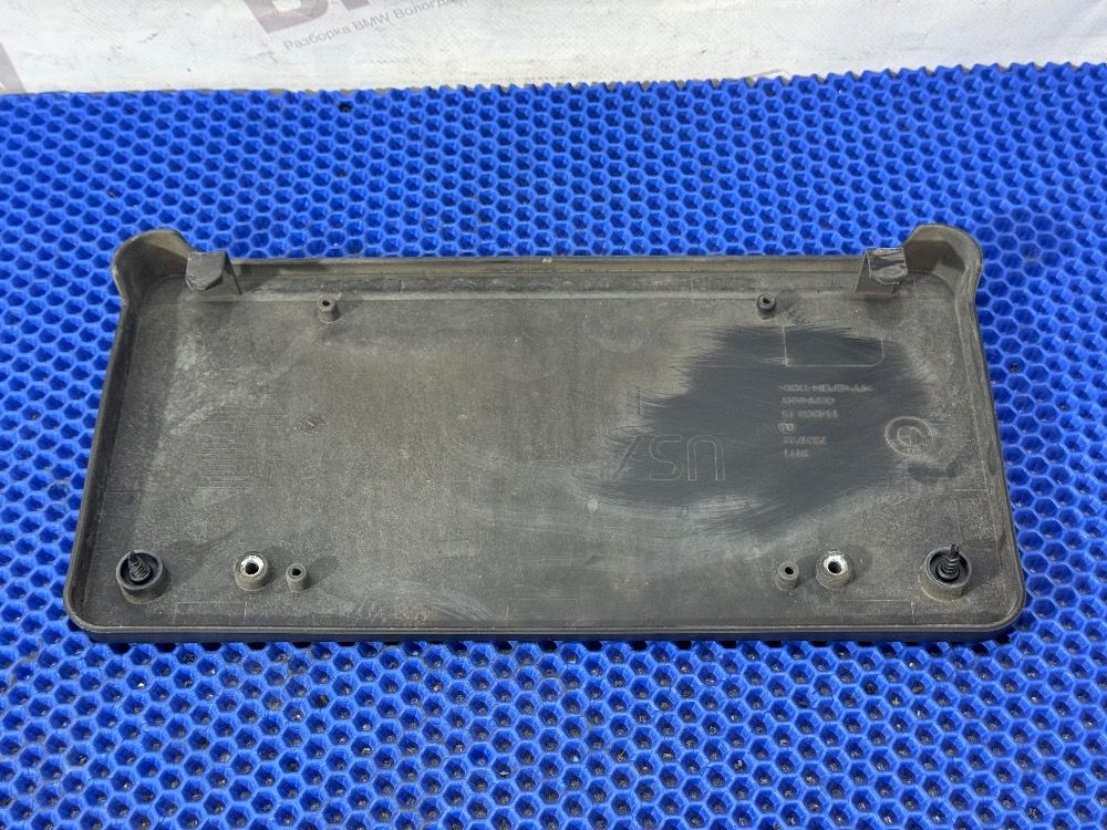 Площадка номерного знака BMW F10 LCI USA, Japan