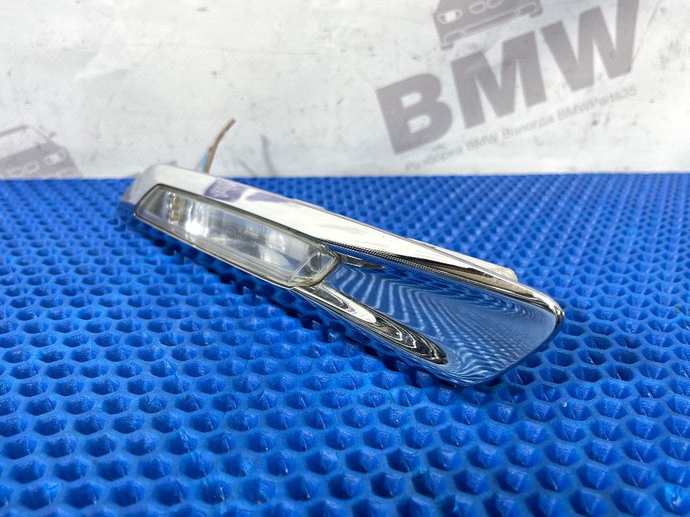 Повторитель поворота правый BMW F10 дорест