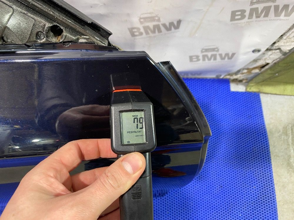 Передняя правая дверь BMW F10 цвет 416 Carbon Schw