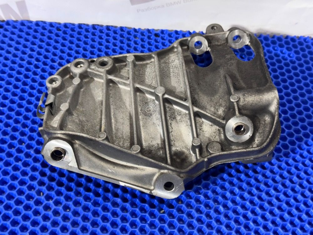Кронштейн компрессора кондиционера BMW F10 N55