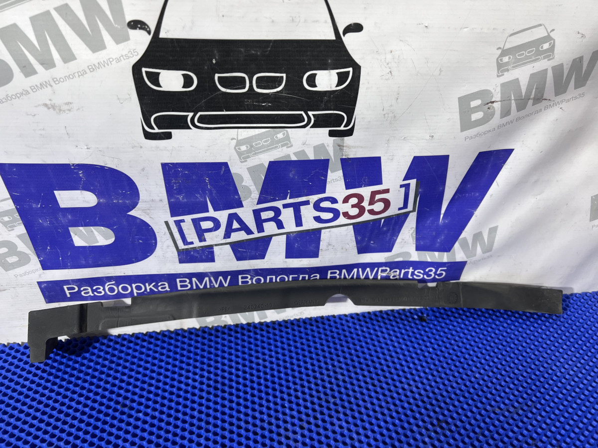 Уплотнитель крыла BMW F10, F11, F18 Правый