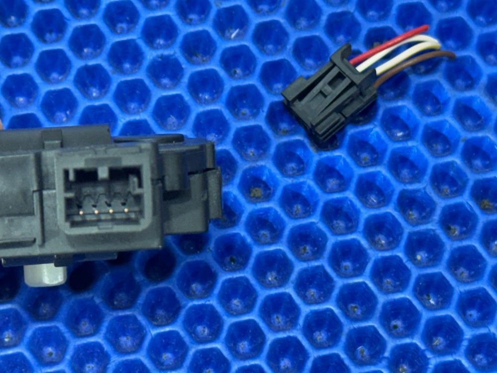 Сервопривод отопителя BMW F10, F11, F07, F01