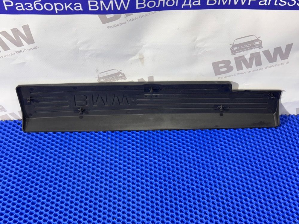 Защитная накладка BMW E60, E90, E70, E84