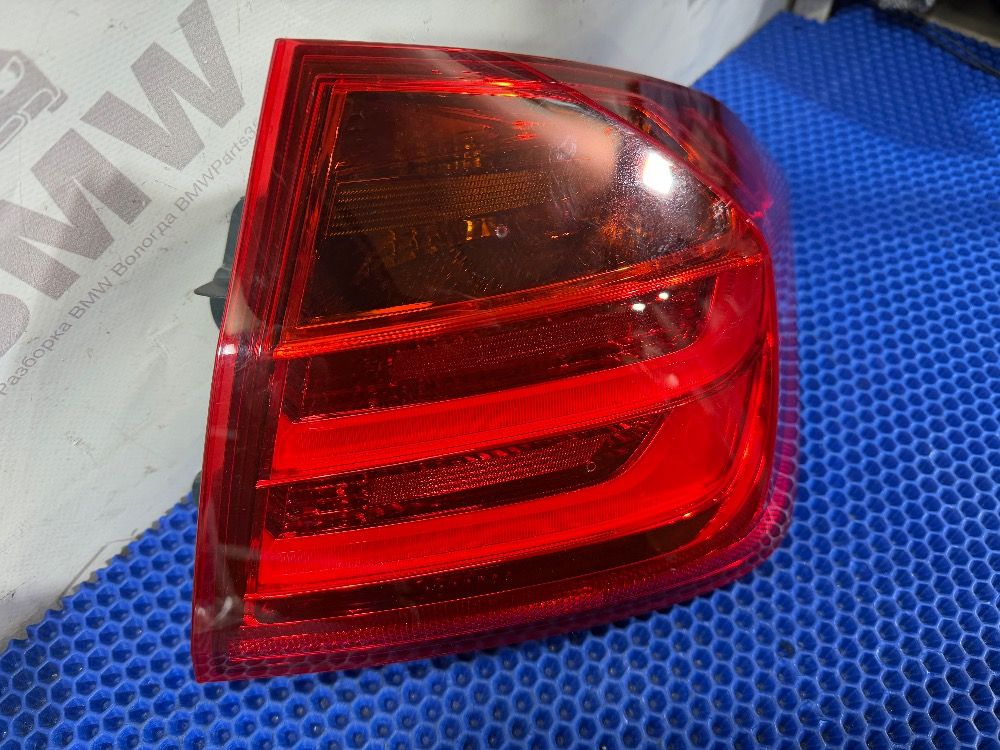 Задний правый фонарь BMW F30 дорест