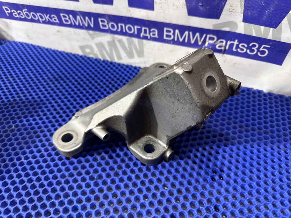 Кронштейн двигателя правый BMW F10,  F01 мотор N55