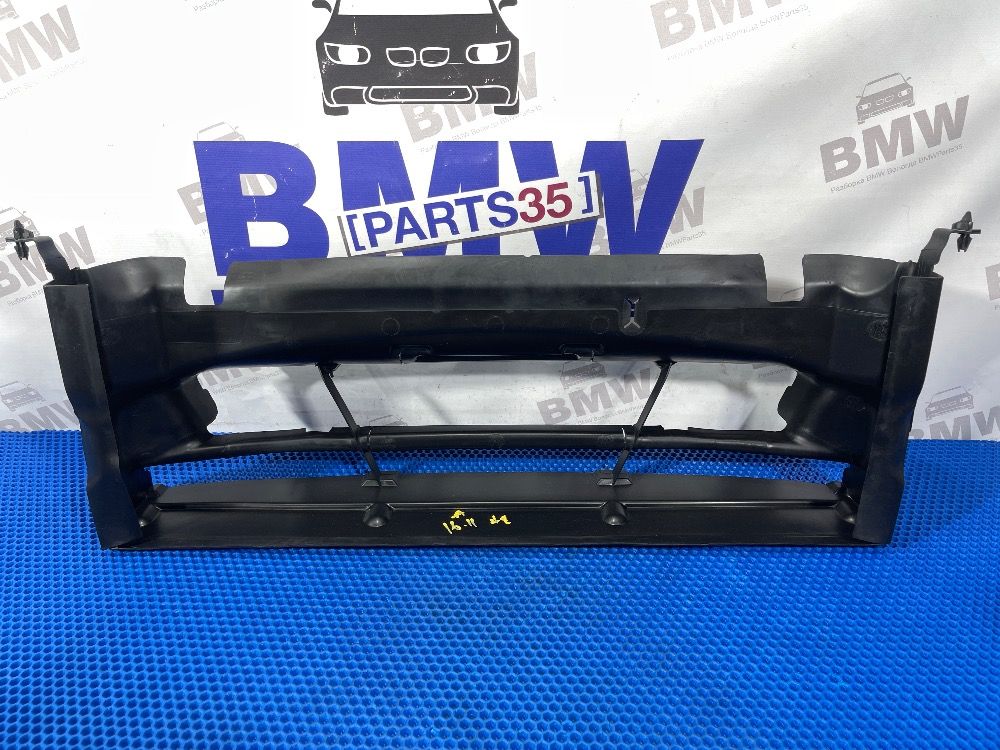 Нижний воздуховод BMW F30, F20 под сток бампер