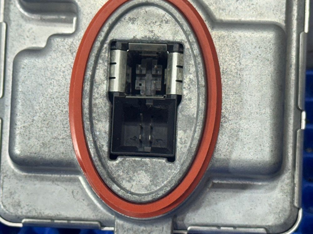 Блок розжига фары bmw f10, F20, F01, E84, E90 LCI