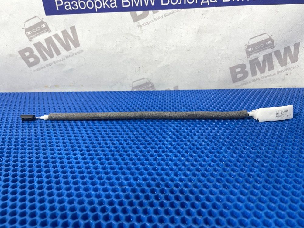 Трос внутренней задней ручки BMW F30, F80 Оригинал