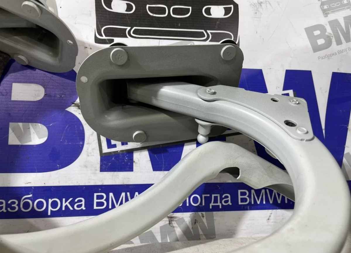 Петля крышки багажника BMW F10