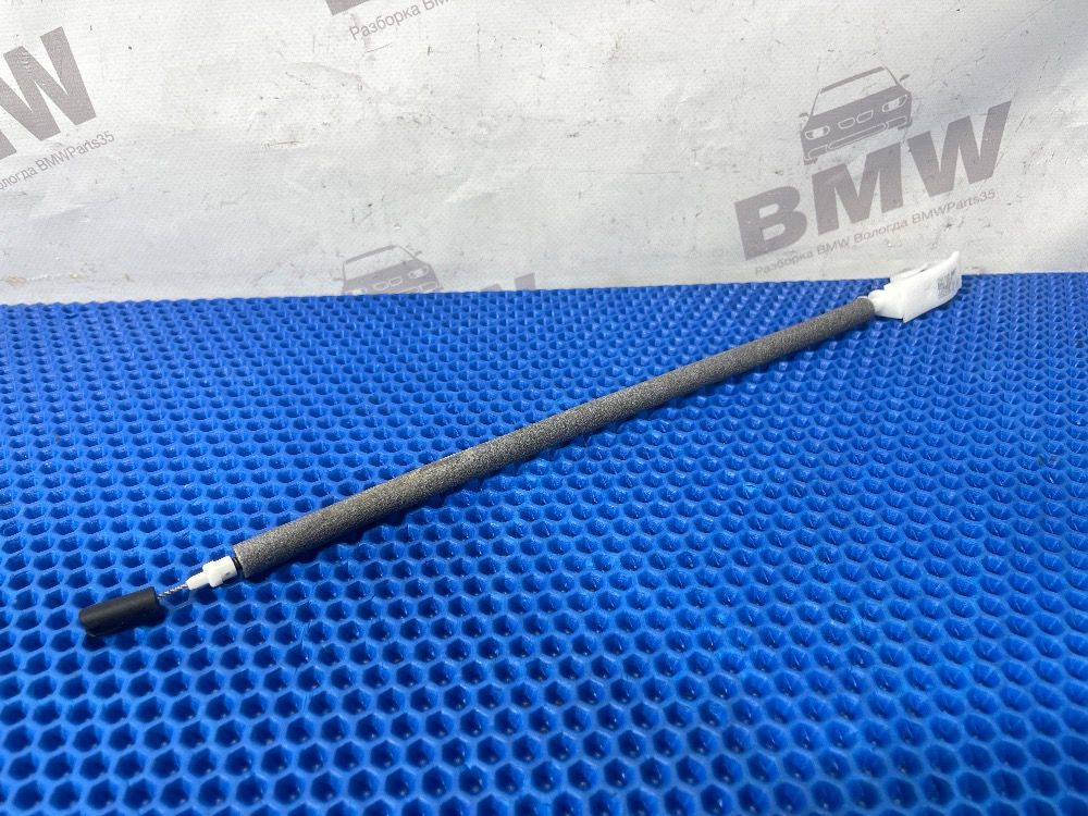 Трос внутренней задней ручки BMW F30, F80 Оригинал