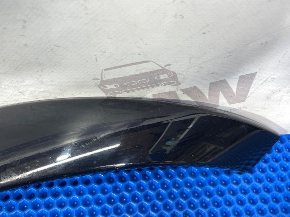 Накладка внутренней ручки правой BMW F30 черная