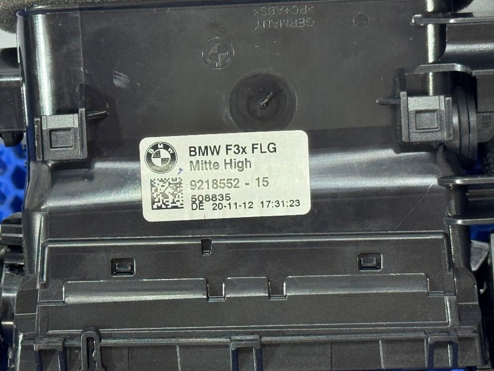 Вентиляционная решетка BMW F30, F34, F32