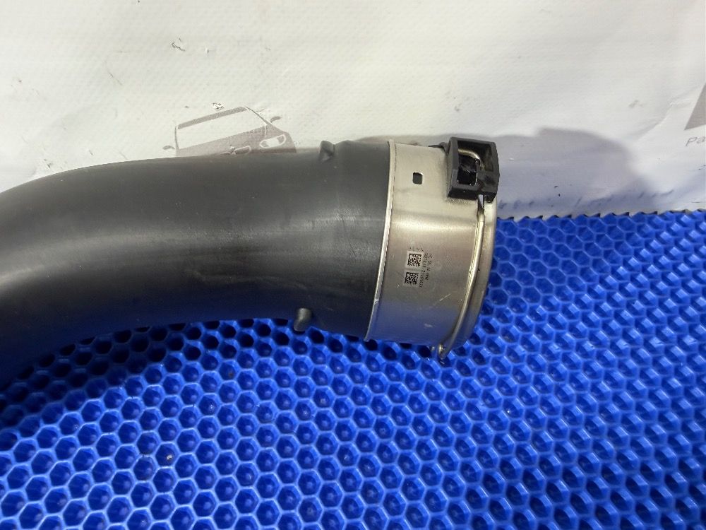 Патрубок интеркулера BMW F30, F25, F20, F32, F34