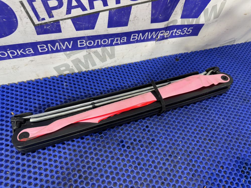 Знак аварийный BMW