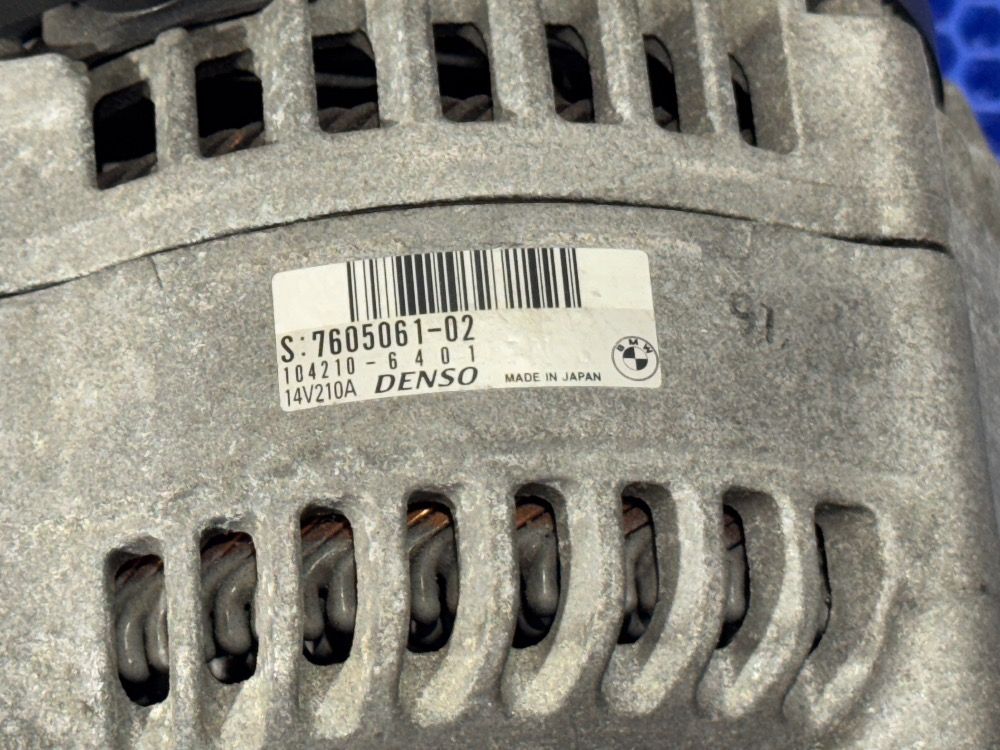 Генератор 210A  BMW F10, E84