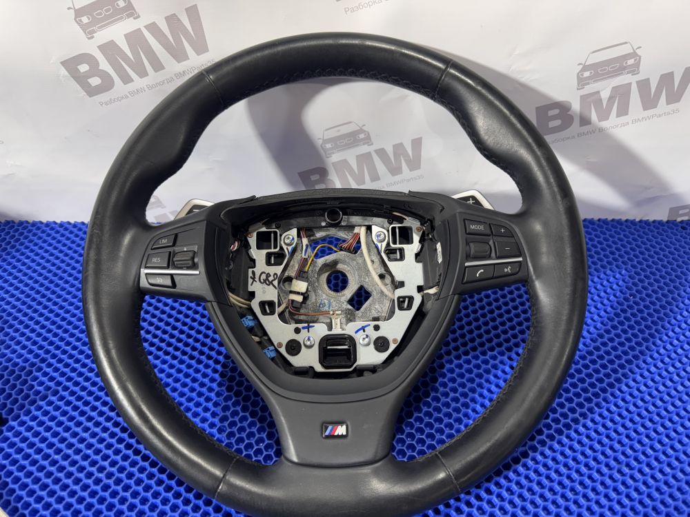 М руль  BMW F10 без обогрева, лепестки
