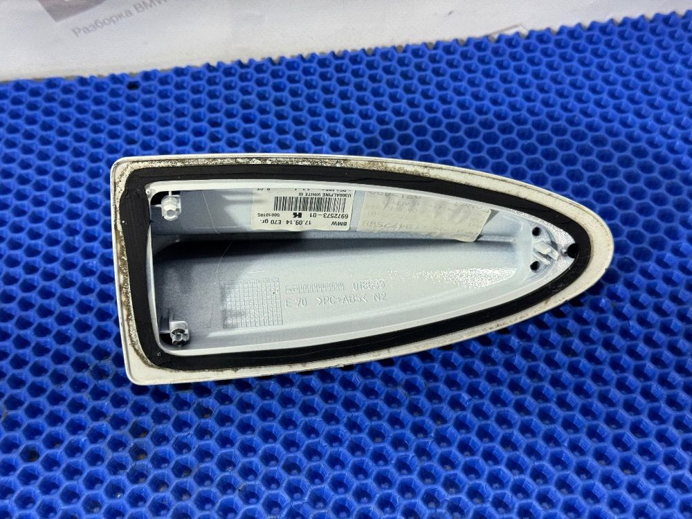 Плавник крыши BMW F11, F07, E70, E71