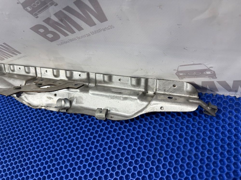 Кронштейн преобразователя давления  BMW F10, E70