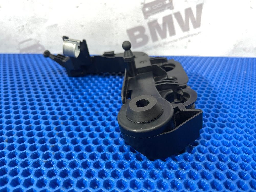 Держатель провода BMW F30 мотор N55