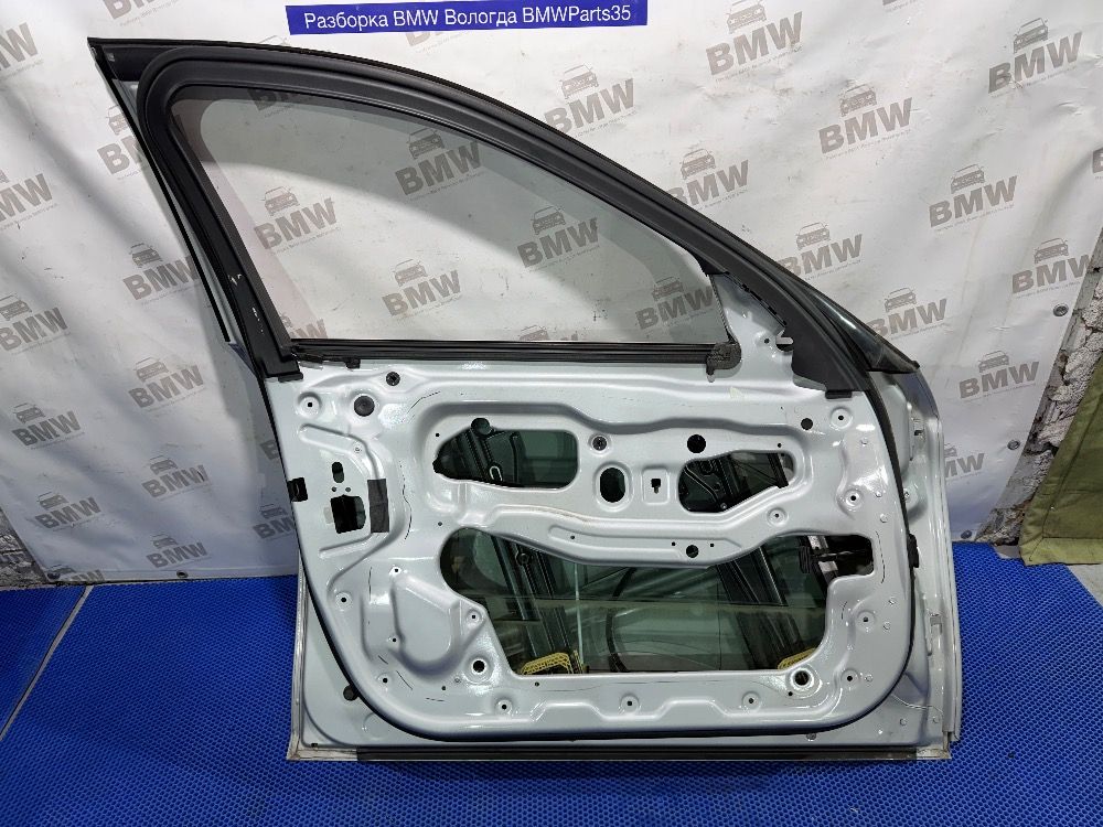 Передняя левая дверь BMW F10 цвет A83 серебро