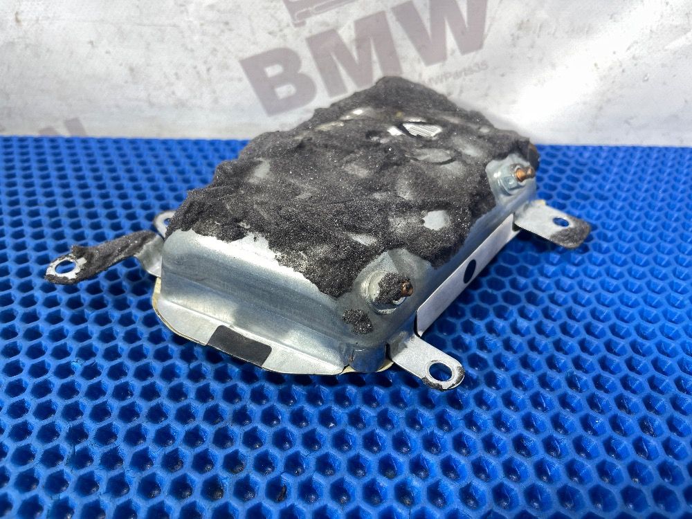 Подушка безопасности передней правой двери BMW E60
