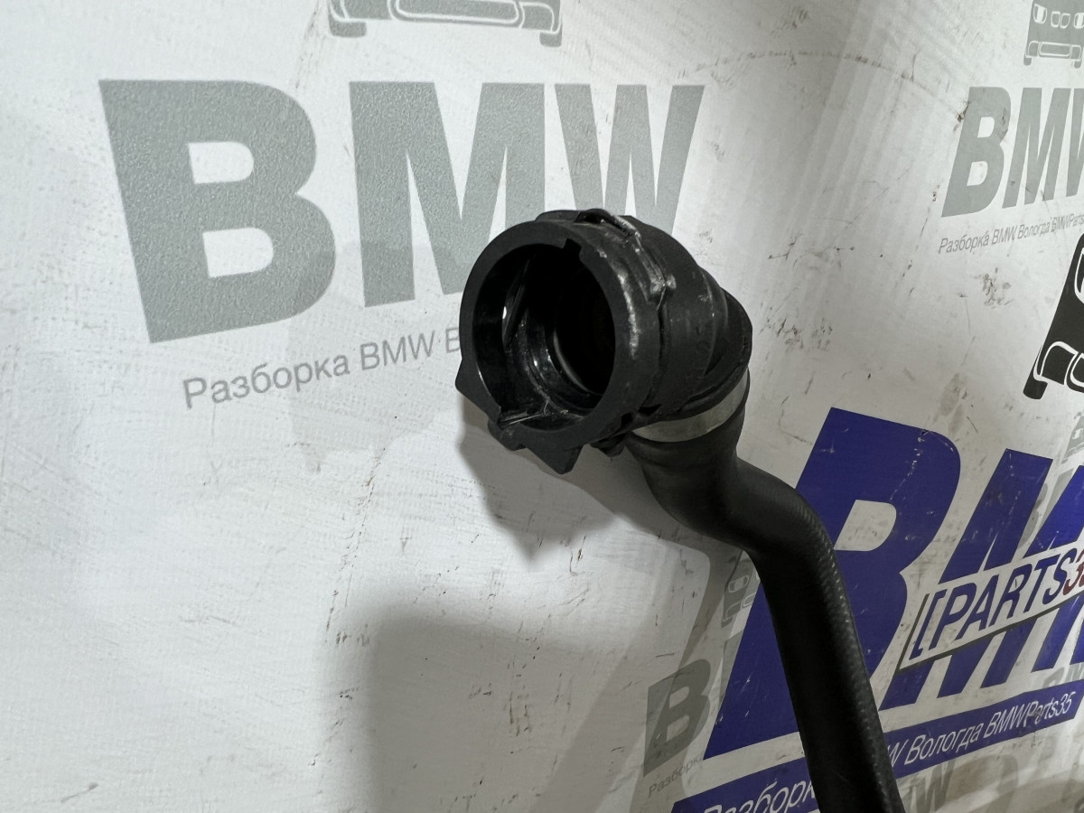Патрубок системы охлаждения BMW F10, F01