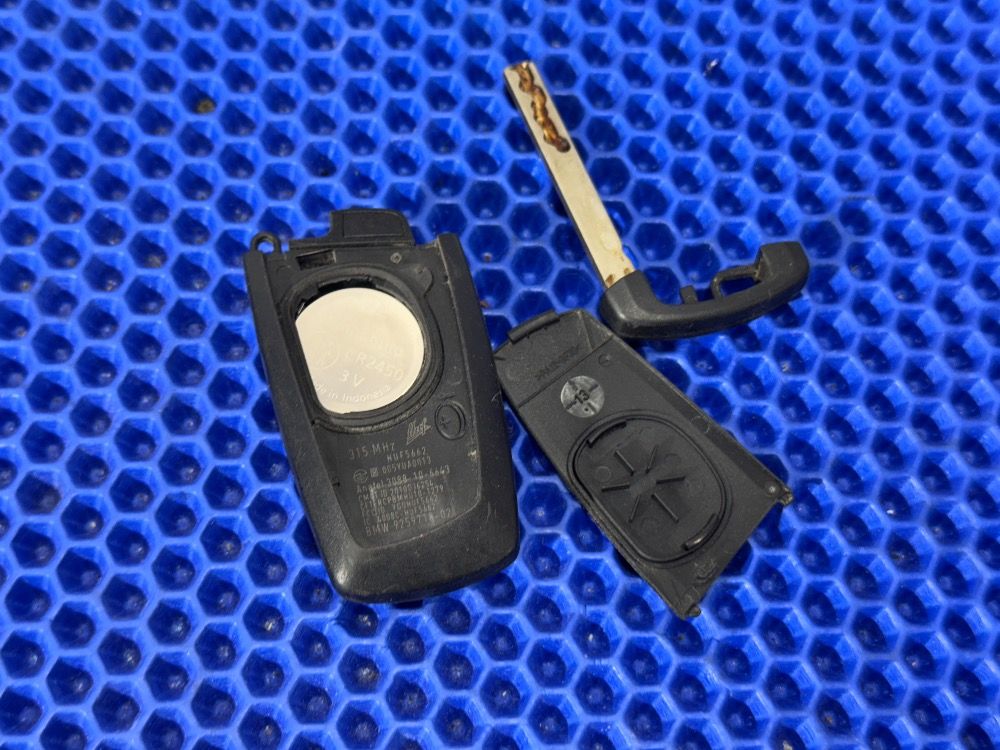 Ключ BMW F30, F07, F10, F25 315MHZ Япония
