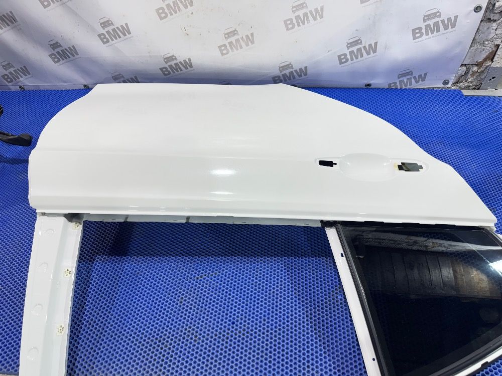Задняя правая дверь BMW F30 Alpinweiss 300