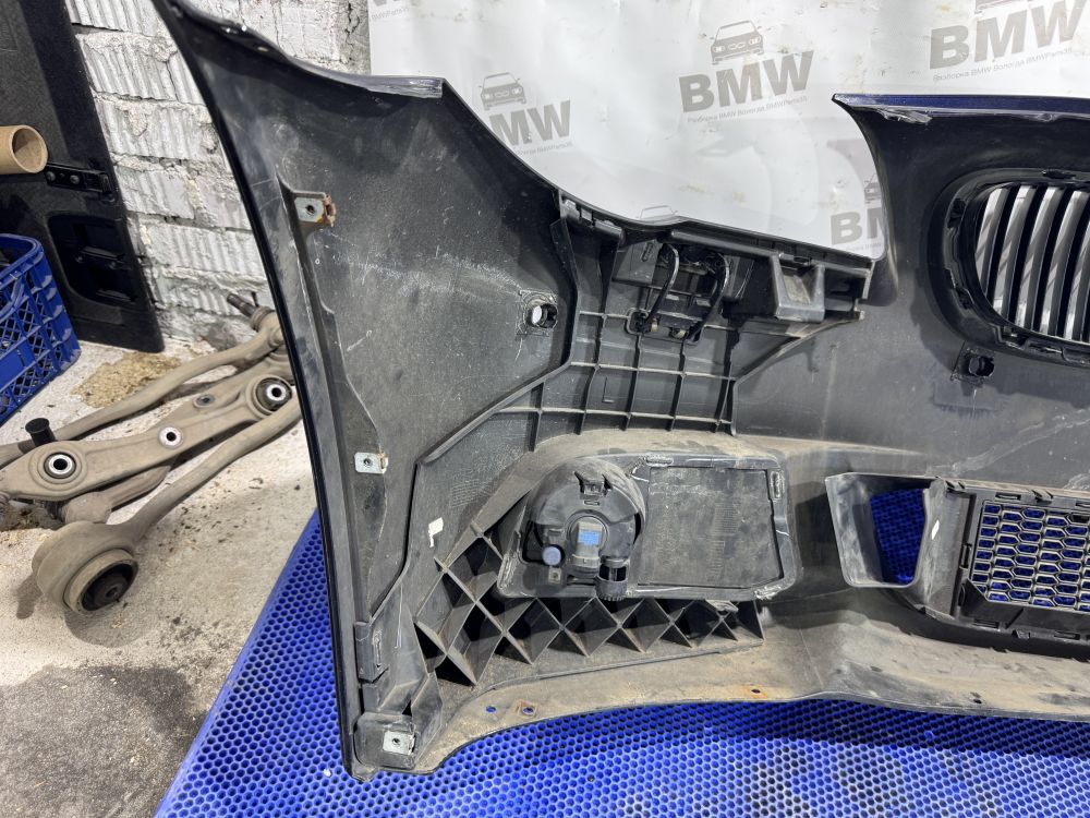 Бампер M-Tech  BMW F10 оригинал Carbon Schwarz