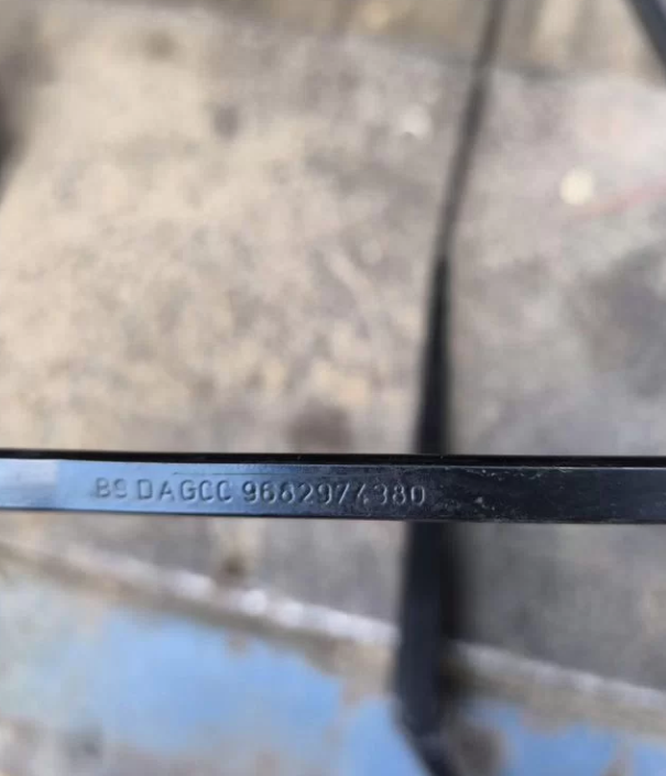 Поводки стеклоочистителя Берлинго Партнёр Б9