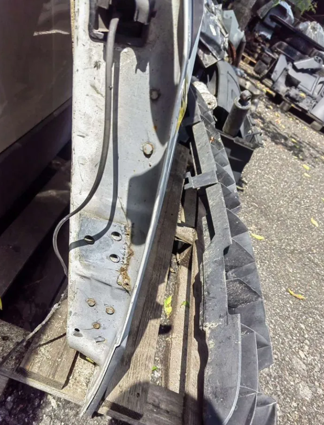 Задние двери Пежо Боксер