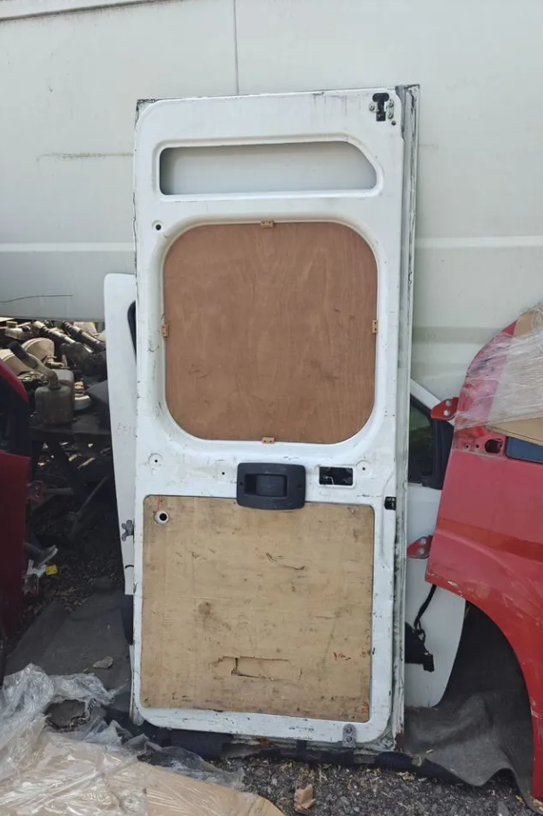 Задние двери Пежо Боксер 190 см