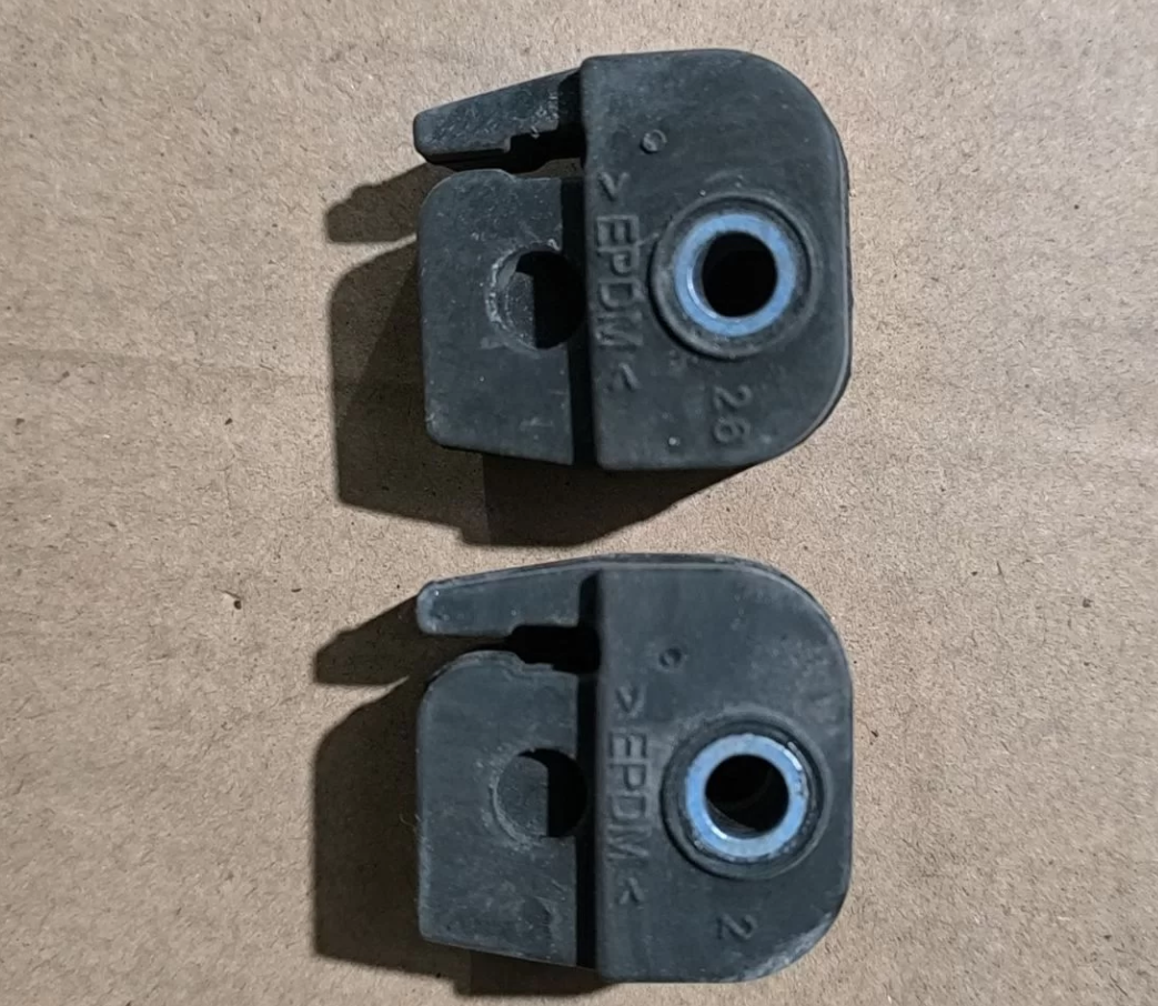 Отбойник сдвижной двери Пежо Партнёр Ситроен Б9