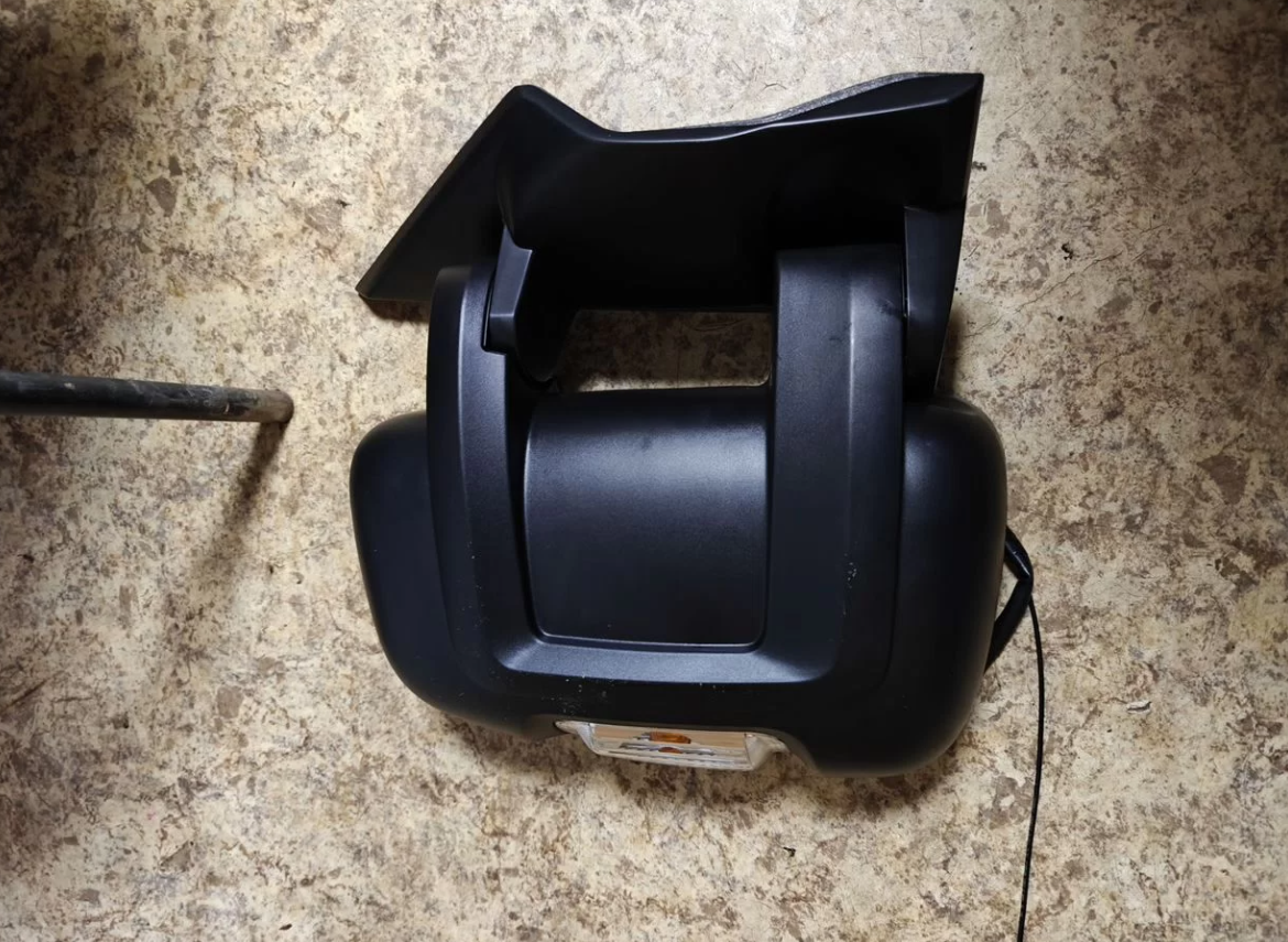 Правое зеркало Пежо Боксер Ситроен Джампер