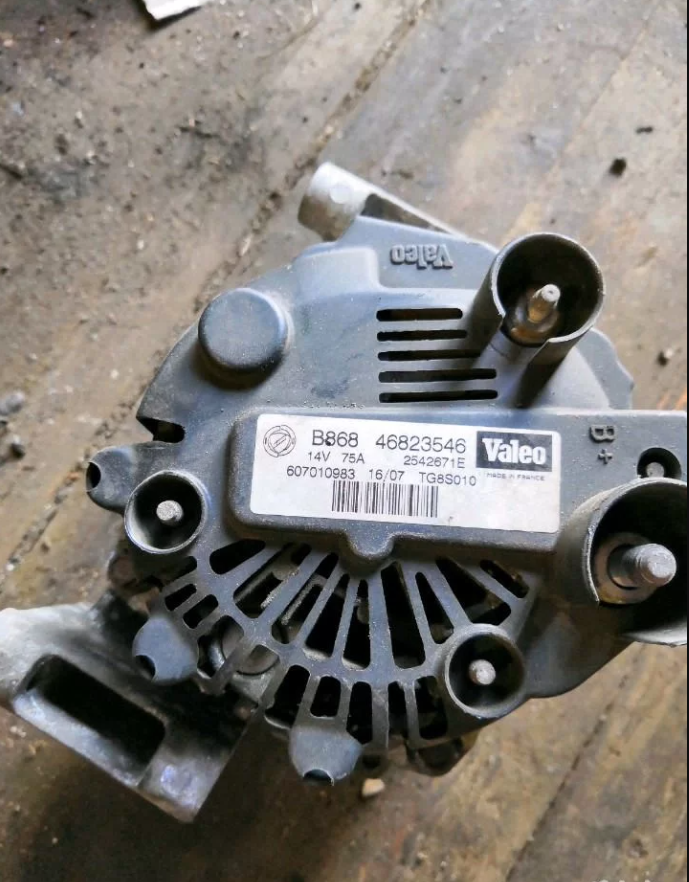 Генератор двс 1.6 120лс ер6