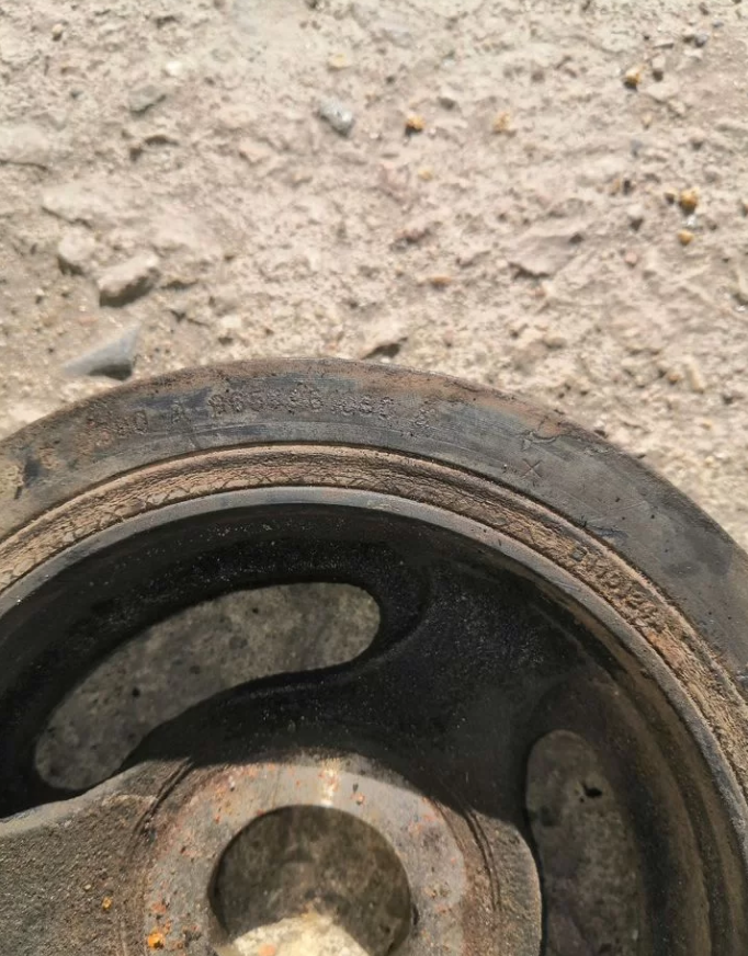 Шкив коленвала двигателя DV6TED4