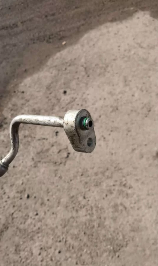 Трубка кондиционера Пежо Боксер