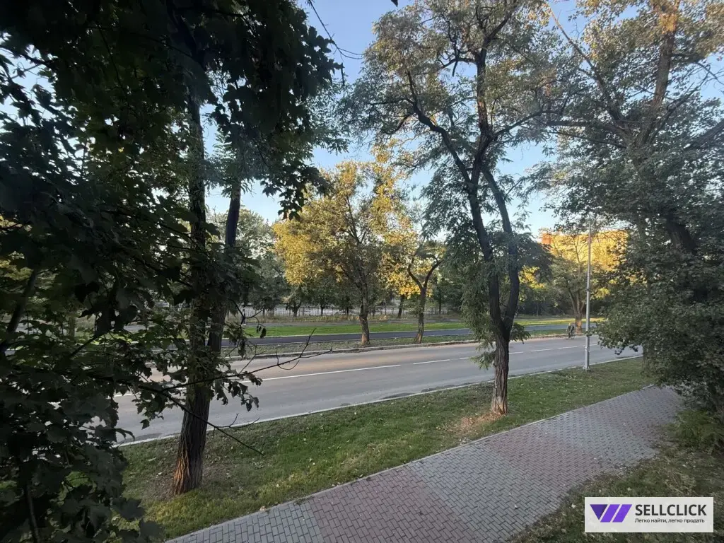 Квартира 1 комната, 33 м², 2/5 эт., Агент