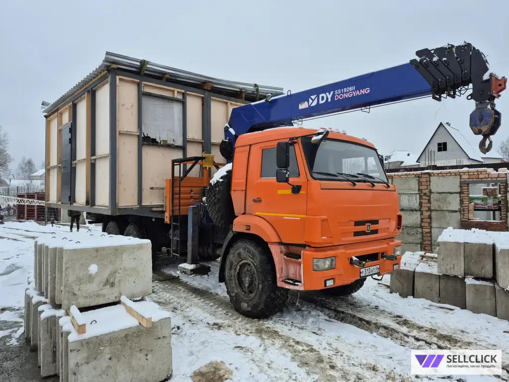 Кран манипулятор. Вездеход, шоссейник.