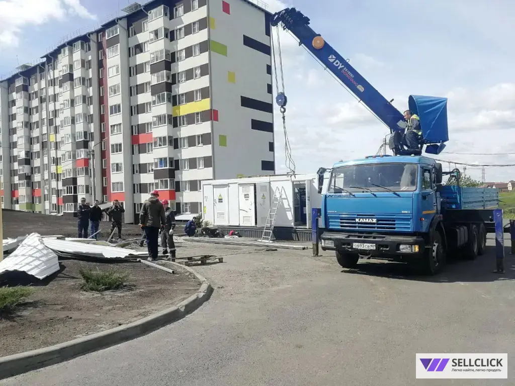 Кран манипулятор. Вездеход, шоссейник.