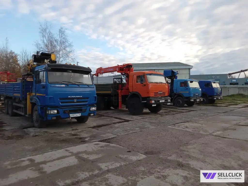 Кран манипулятор. Вездеход, шоссейник.