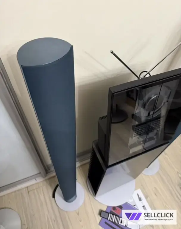 B & O beosound ouverture + beolab 6000 limit green