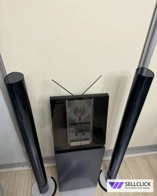 B & O beosound ouverture + beolab 6000 limit green